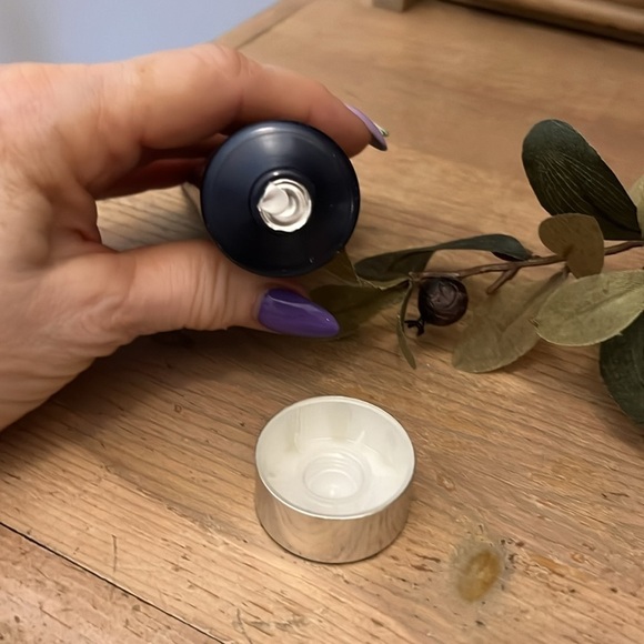 Monat Advanced Hydrating In-Shower Masque with Rejuveniqe Travel New Tube 2 oz - Picture 4 of 5